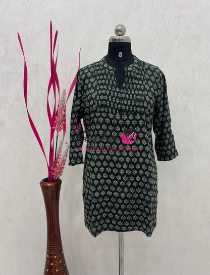 Ready Made - Short Top - Green Color - VVRST003