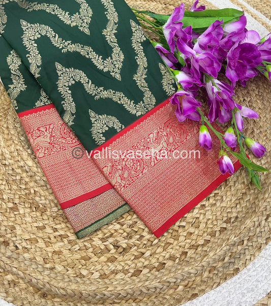 Semi Kanchi Silk - Green & Red Shade  - VVSKS004