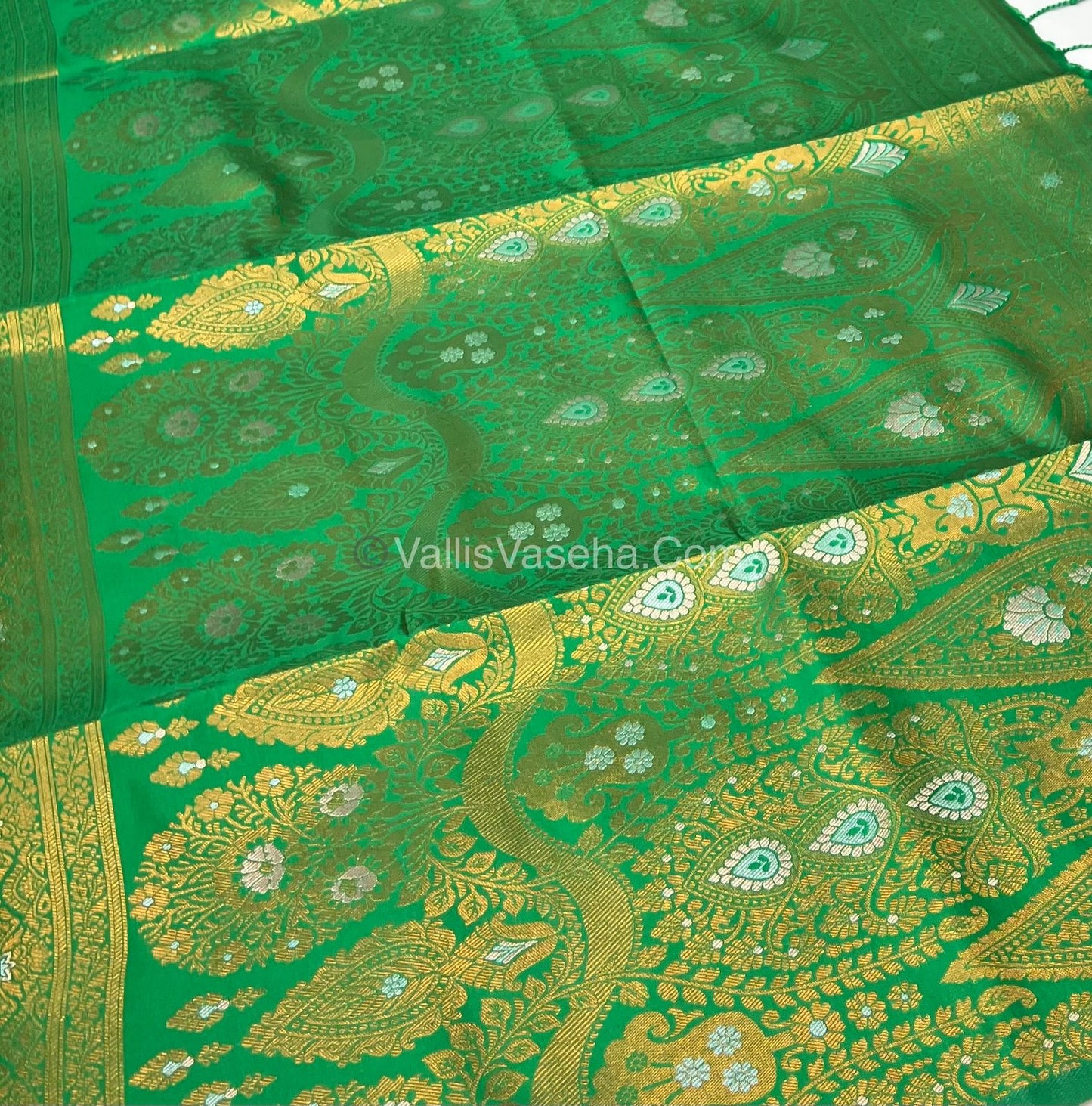 Semi Soft Silk - Border Butta  - Green Shade -VVSSS010