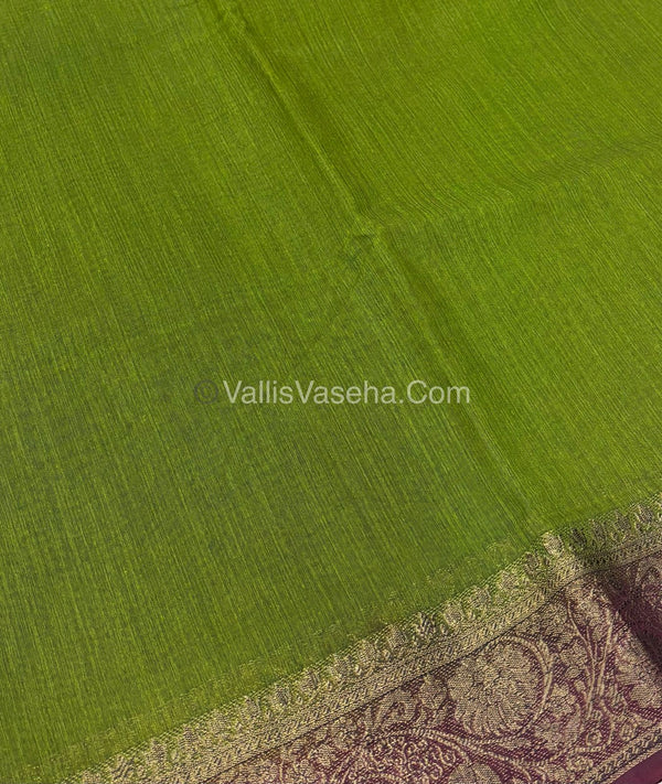 Bamboo Silk Saree - Mehandi Green With Wine Shade - VVBSS007