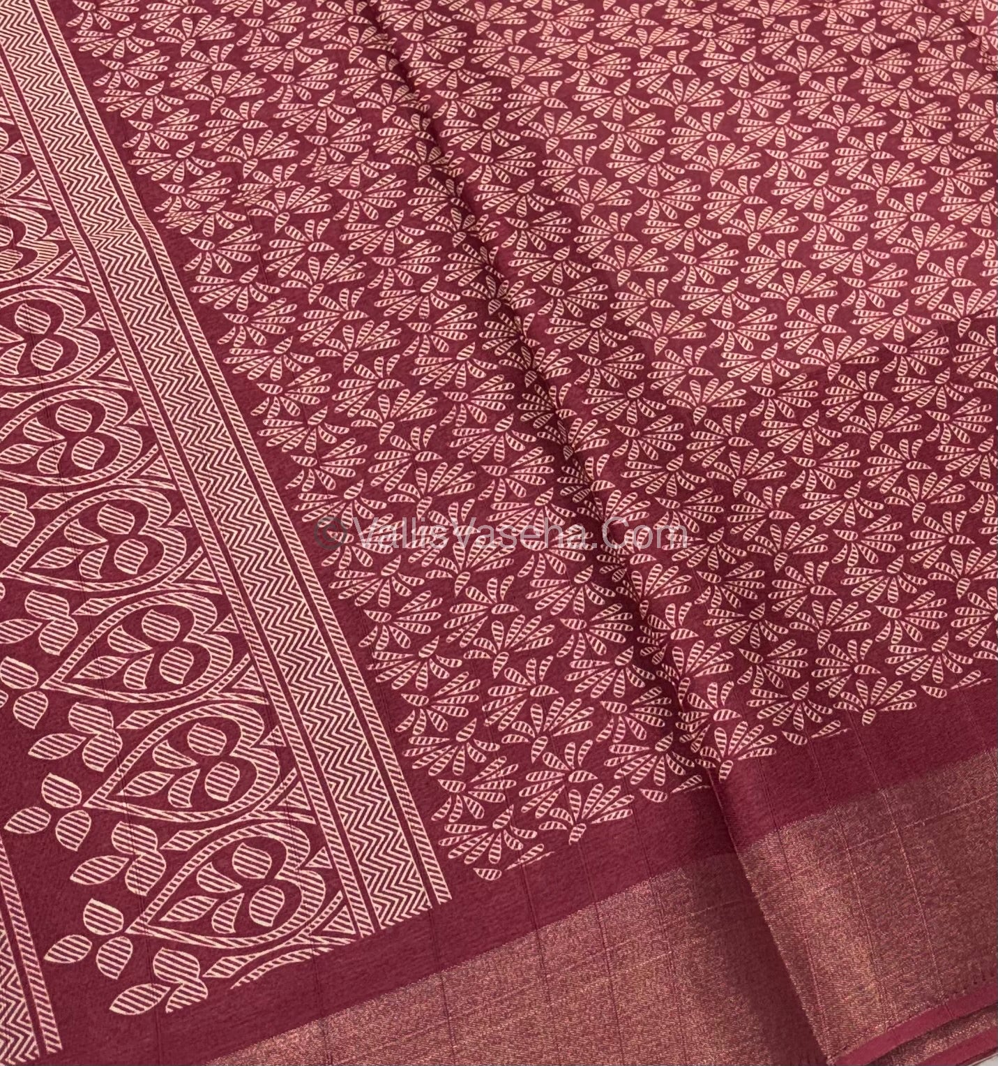 Fancy Mixed Cotton / Semi Chappa Silk |Mayil & Chakkaram| - Green & Maroon Combo - VVSCS006