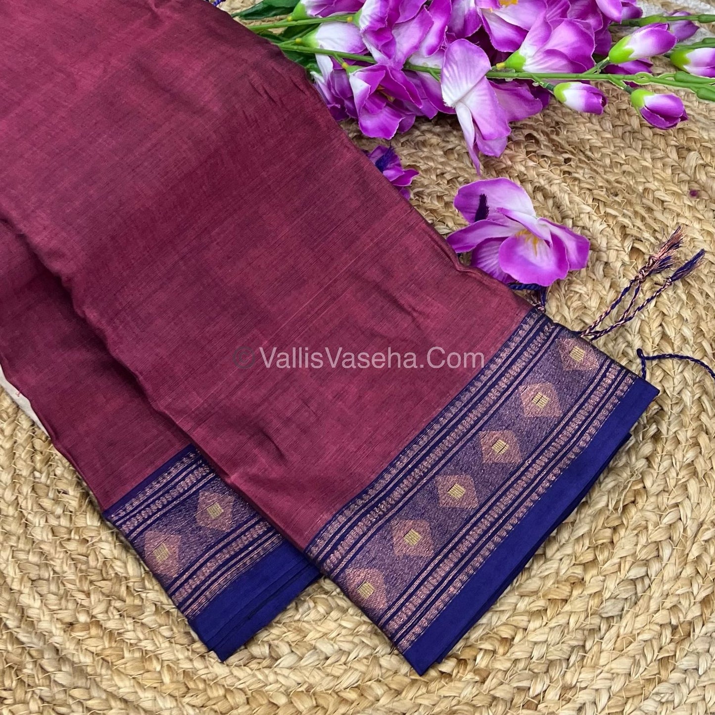 Dhaka Cotton Saree - VVDCS001