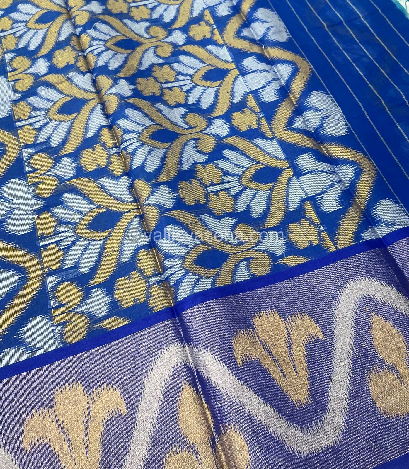 Banarasi Pochampally Weaving Semi Soft Cotton Saree - Light Blue with Blue - VVBPS001