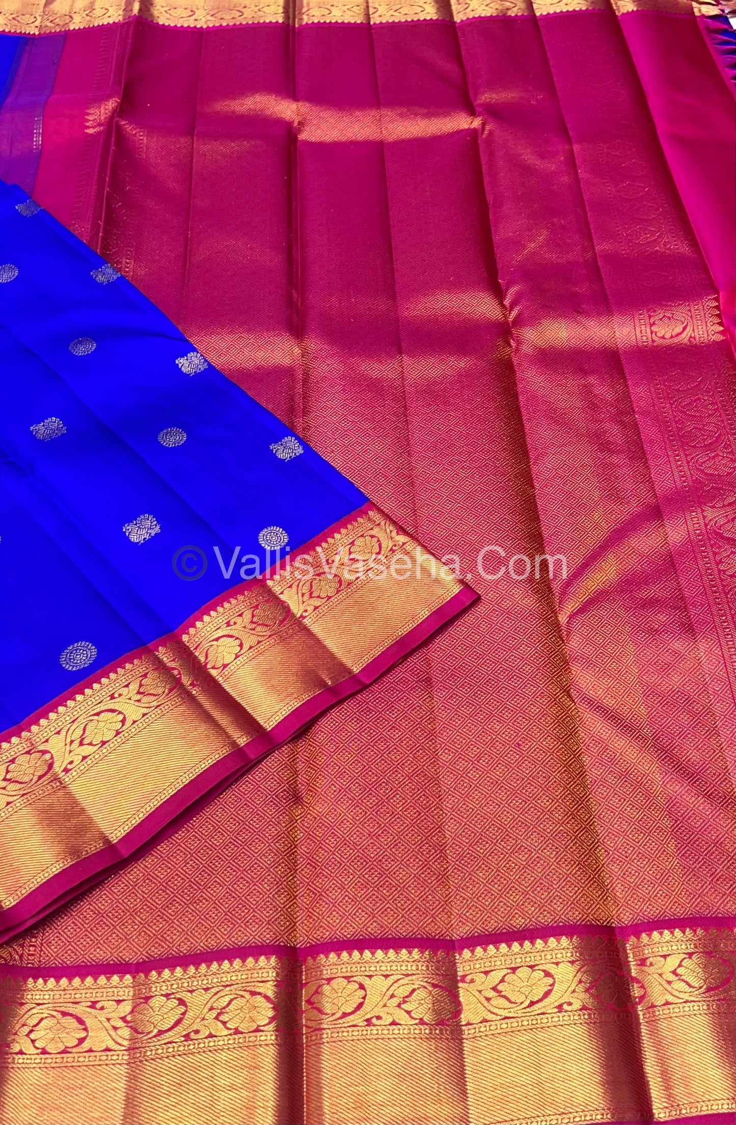 Pure Kanchipuram Silk Saree - Blue & Pink Combo - VVPS014