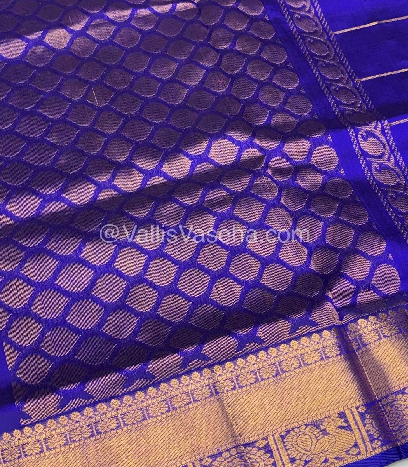 Pure Silk Cotton Saree - Mayil & Chakkaram Design - Purple With Blue  Shade - VVMC001