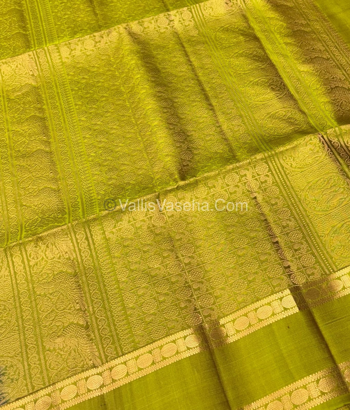 Pure Soft Silk Saree - Retta Petta Border- Mayil & Chakkaram - VVPSS057