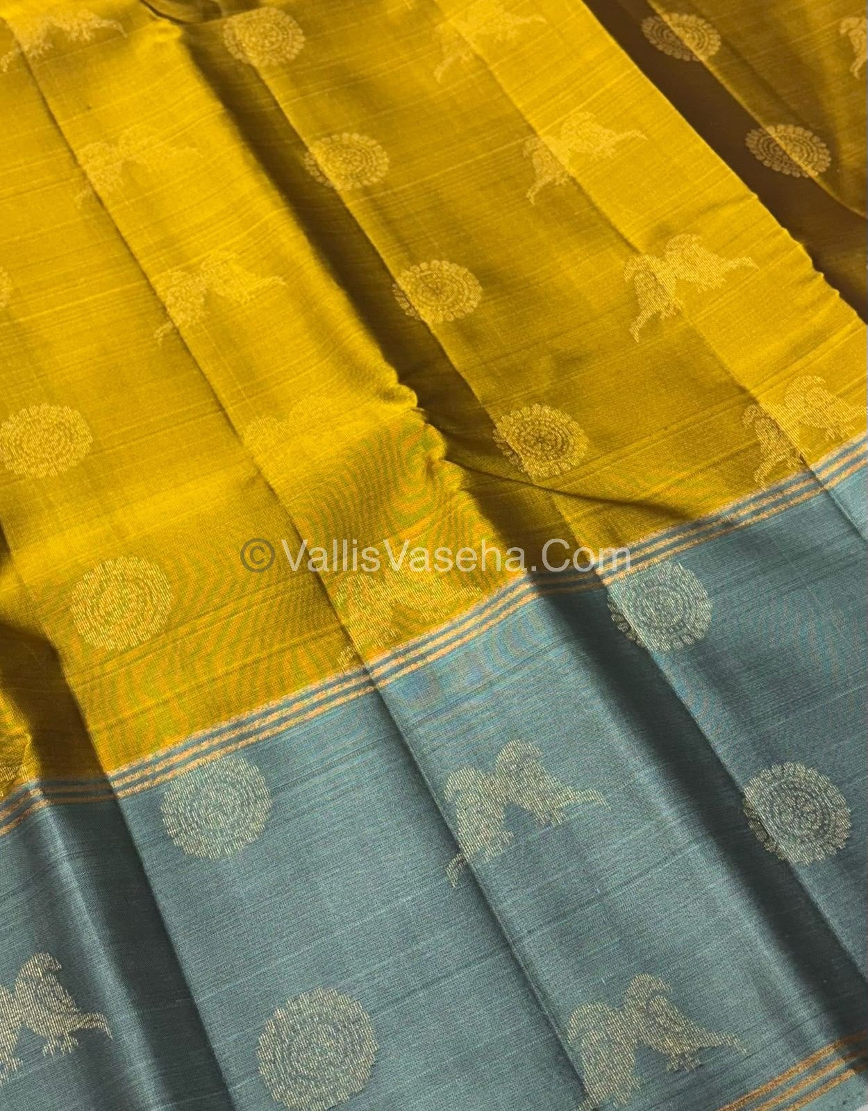 Half Mix - Pure Soft Silk Saree - Long Retta Petta Border with Butta - VVPSS076