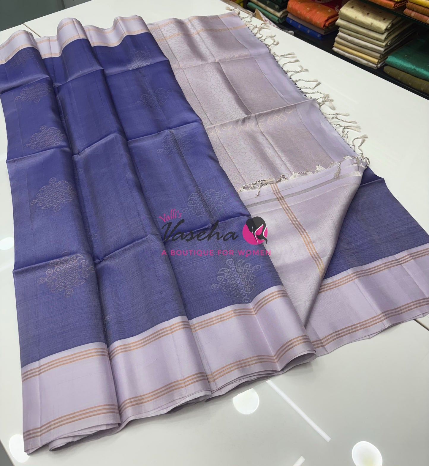 Pure Soft Silk Saree - (1.75 Warp) Kolam Design - Shade Of Lavender &  Cream Shade - VVPSS074