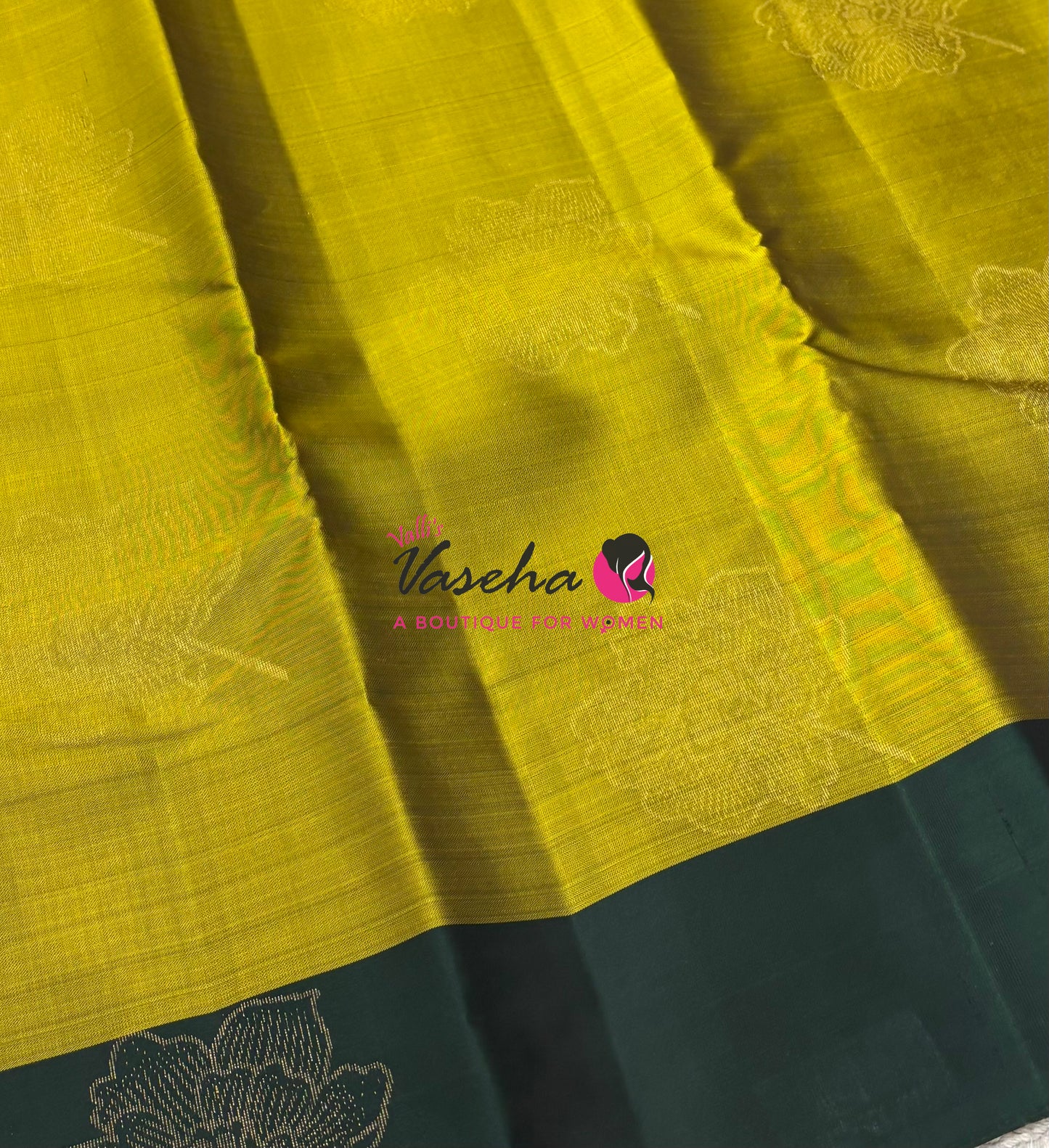 Half Mix - Pure Soft Silk Saree - VVPSS083