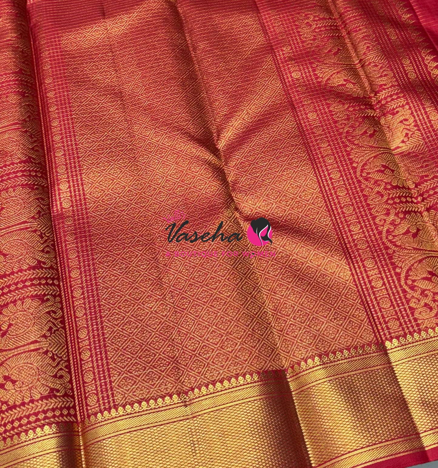 Pure Kanchipuram Silk Saree - Red Shade  - VVPS012