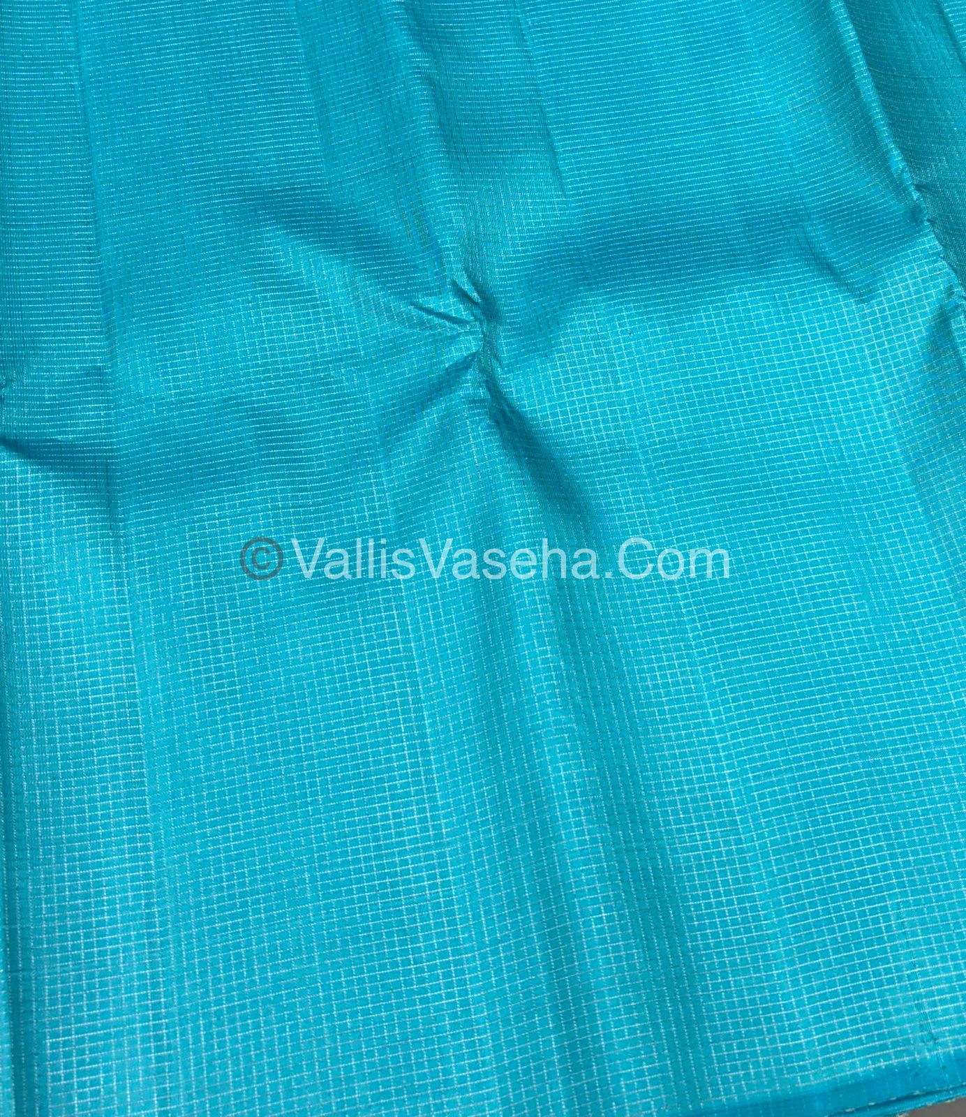 Pure Kanchipuram Silk Saree - Blue & Maroon Combo - VVPS036