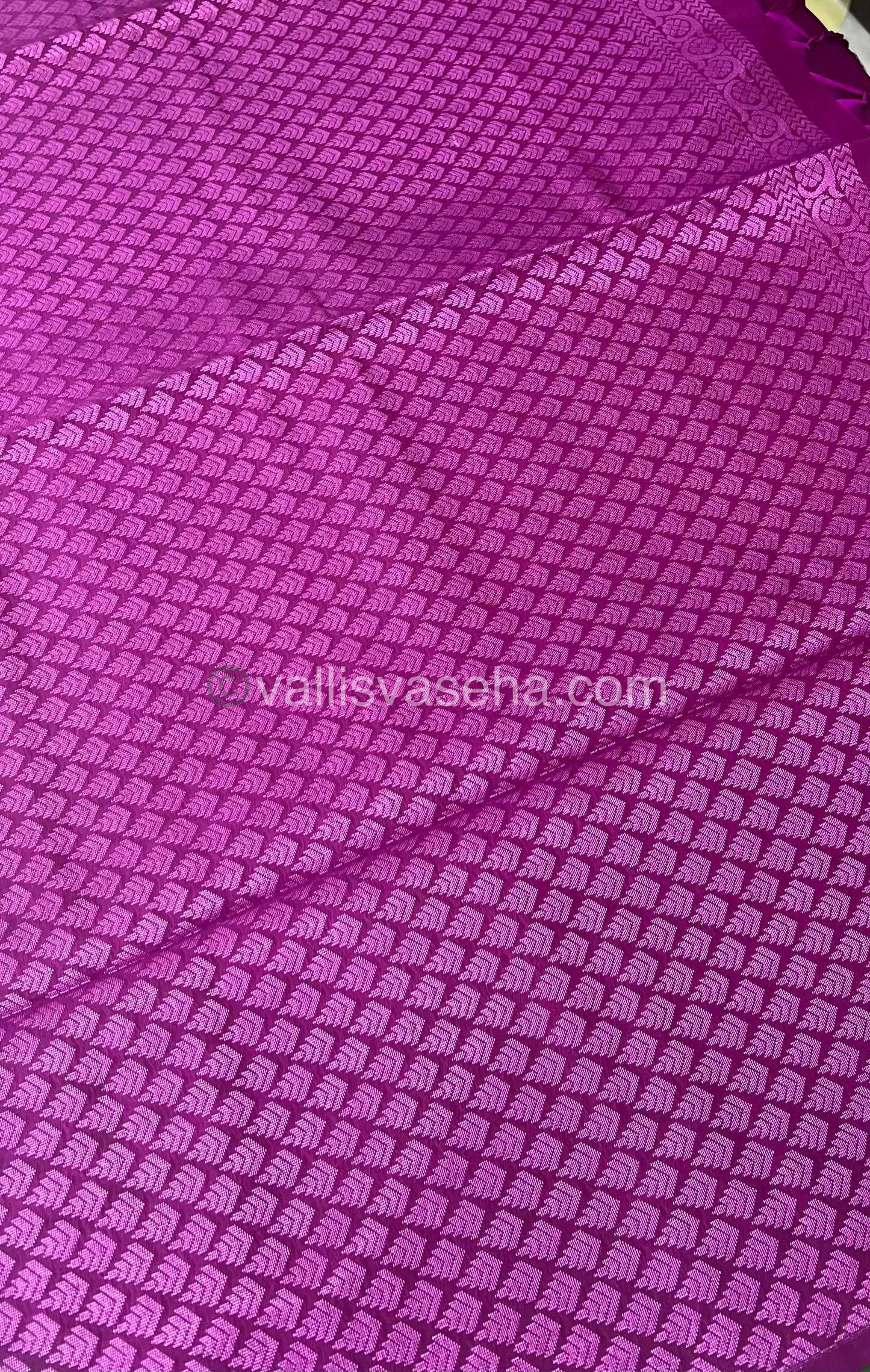 Semi Soft Silk - AAdi Sale 20% less - VVAADI20