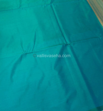 Semi Soft Silk - Green Multi colors - VVSSS001