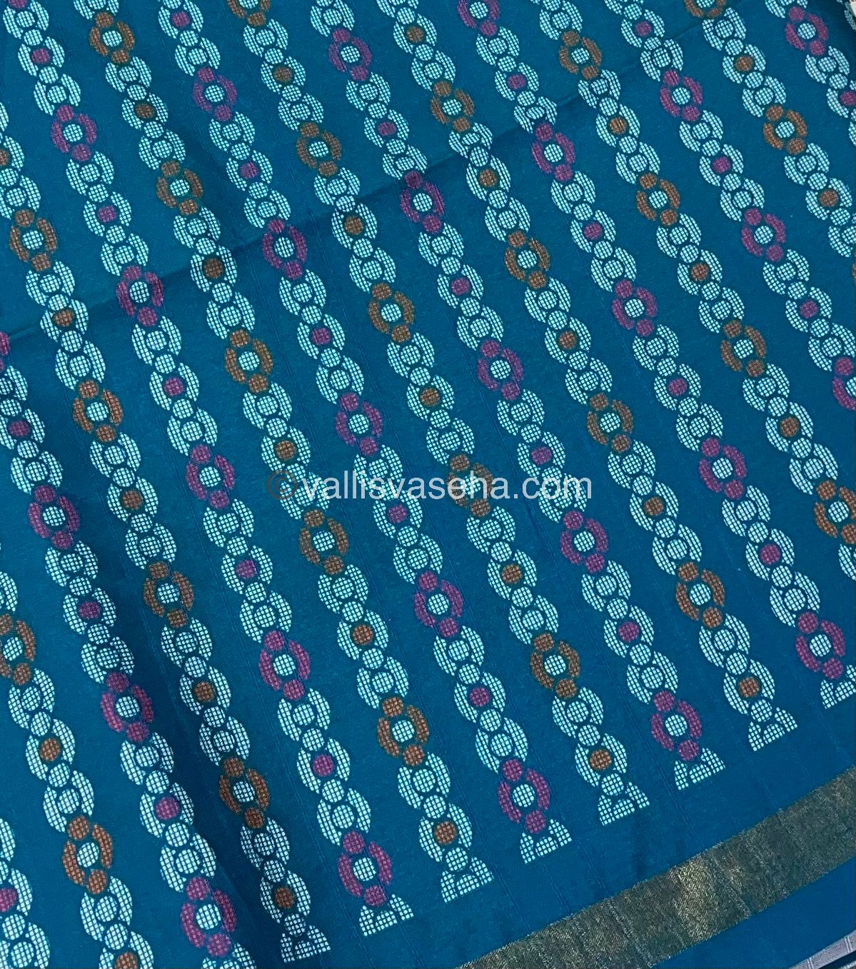 Semi Tussar / Semi Chappa Silk |Peacock Design | - Cream & Ramar Blue Combo - VVSTS018