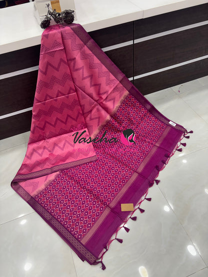 Semi Raw Silk with Zig Zag  Design Weaving - VVRS003