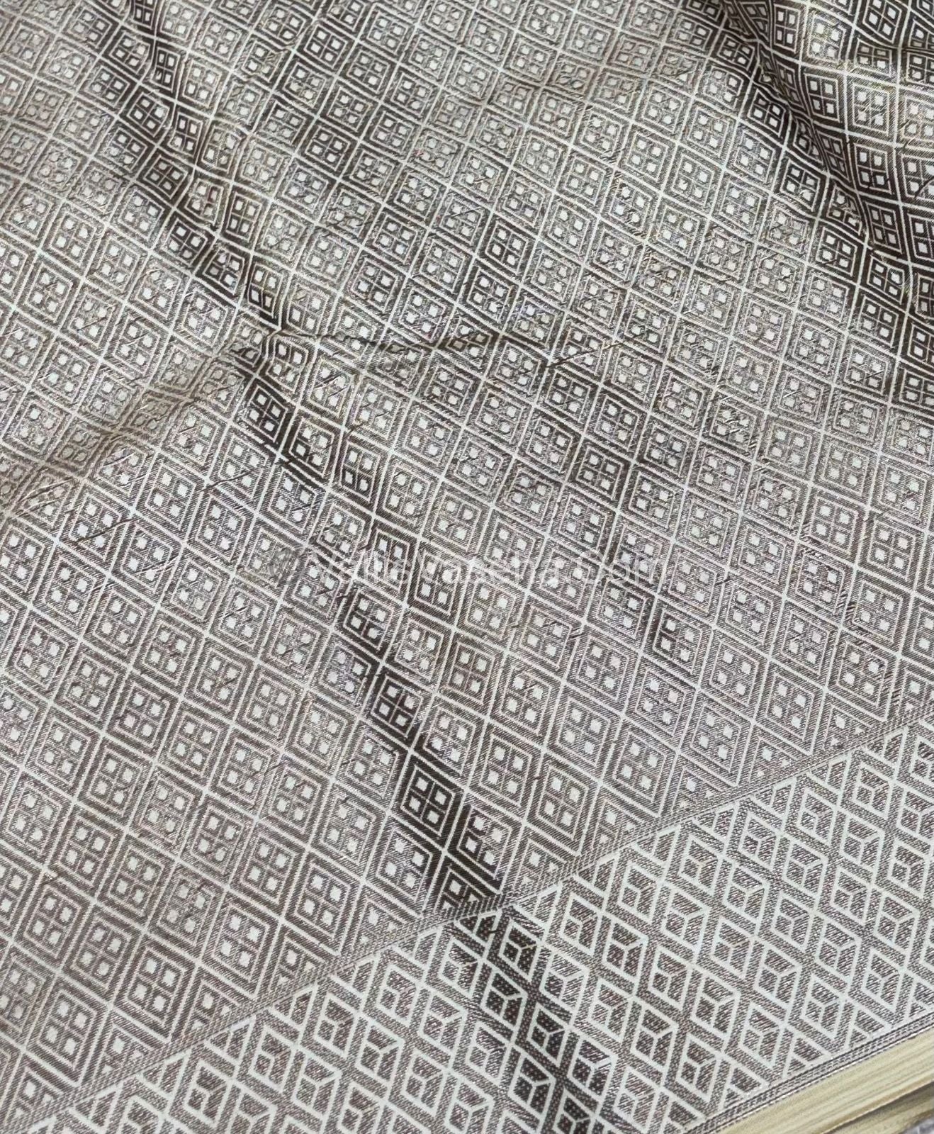 50% less - Offer Saree - Tussar  Saree - VVDS003