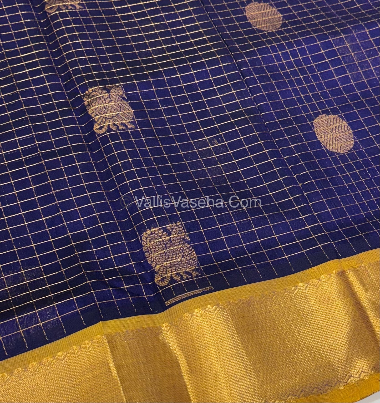 Pure Silk Cotton Saree - Mayil & Chakkaram Design - Blue With Pink Shade - VVMC002