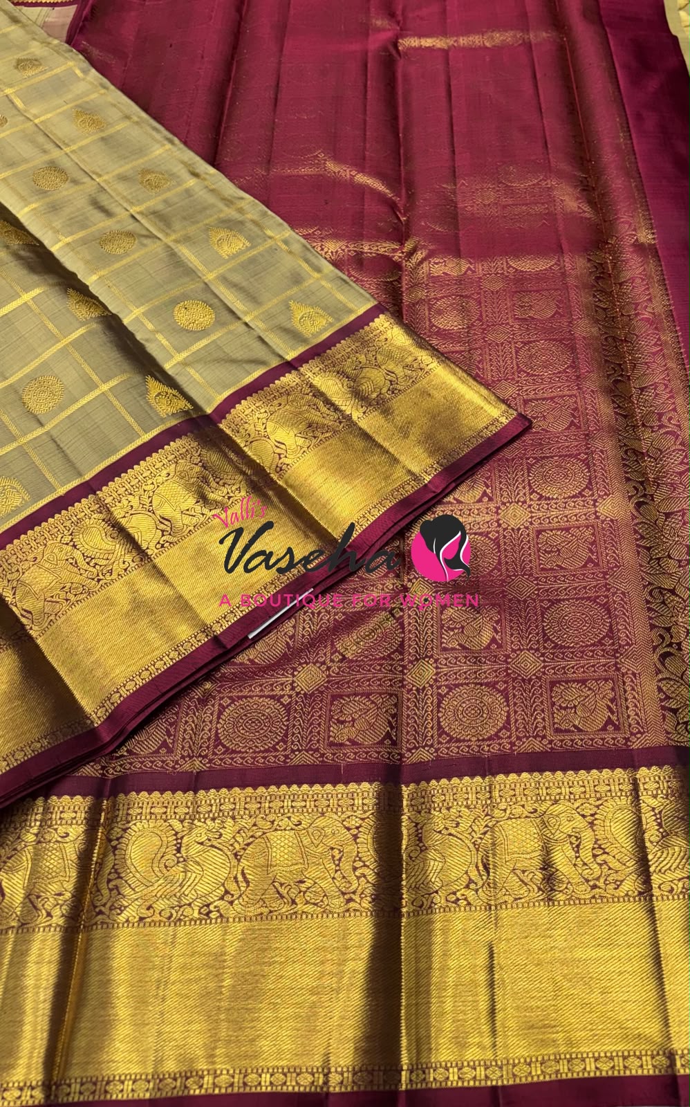 Pure Kanchipuram Silk Saree - Greyish & Maroon Combo - VVPS025