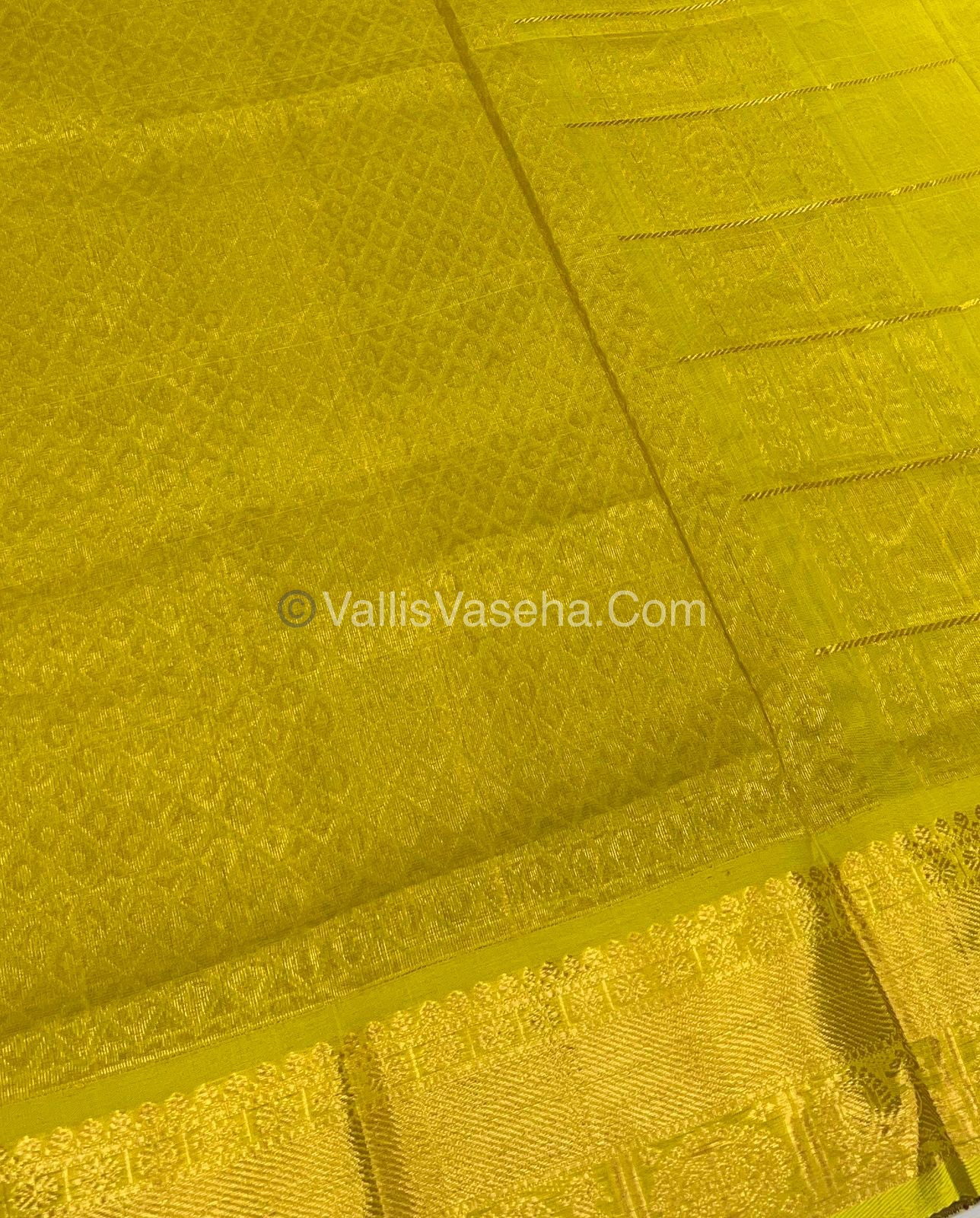 Pure Silk Cotton Saree - Mayil & Chakkaram Design - Maroon With Lemon Yellow Shade - VVMC001