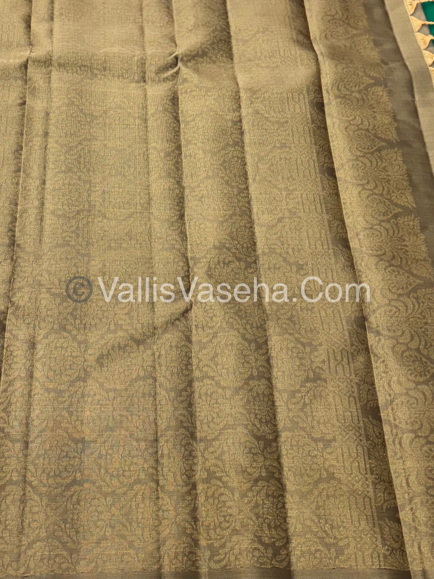 Half Mix - Pure Soft Silk Saree - VVPSS075