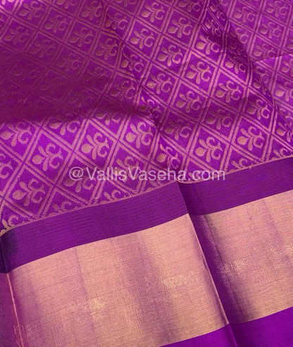 Pure Korvai Silk Cotton Saree - Sneha Green With Purplish Pink Shade Temple border - VVKSC001