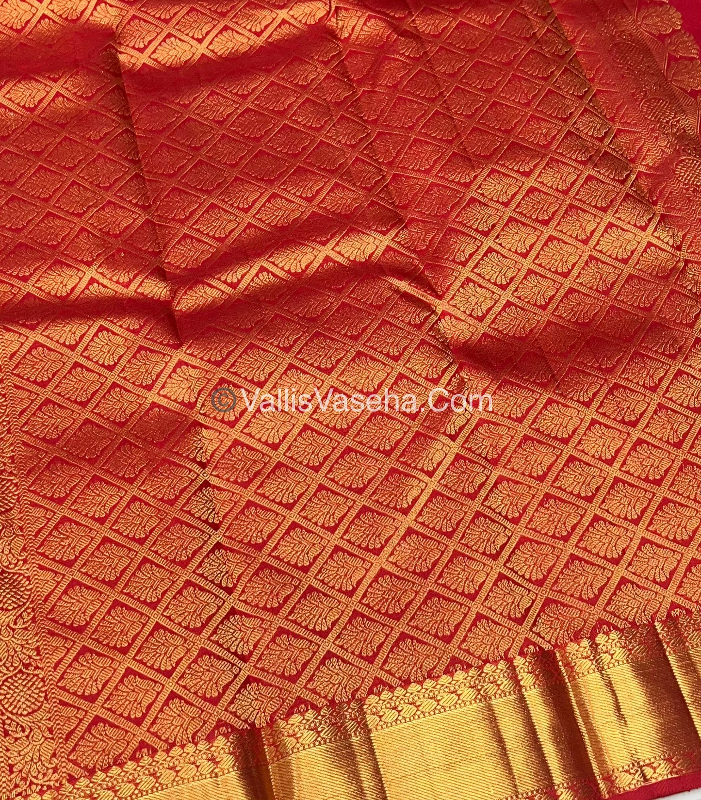 Pure Kanchipuram Silk Saree - Pazhum Pazhamum Checks - VVPS006