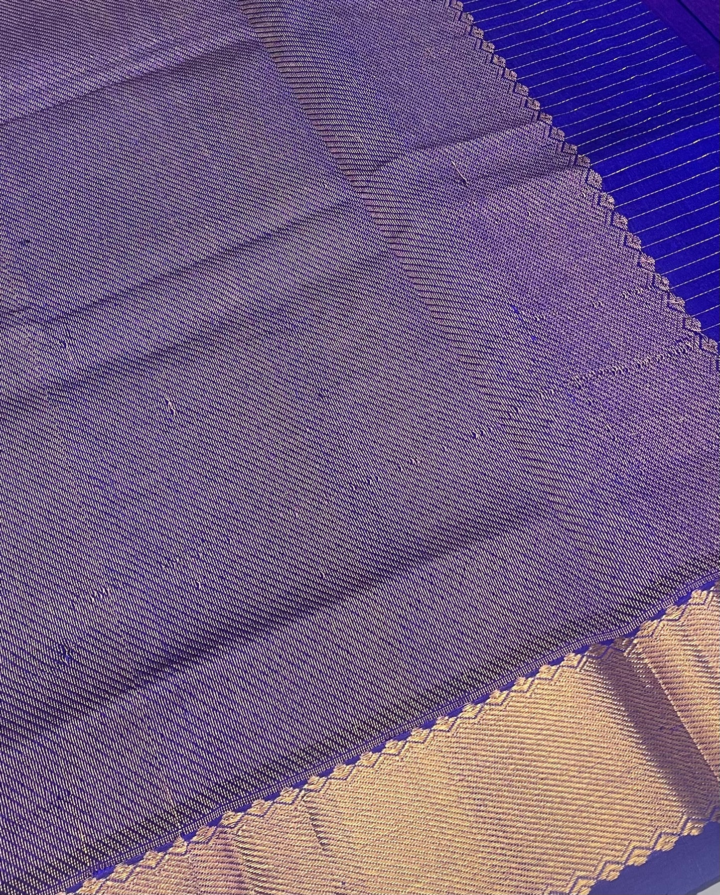 Pure Silk Cotton Saree - Mayil & Chakkaram Design - Pink With Blue Shade -VVMC002