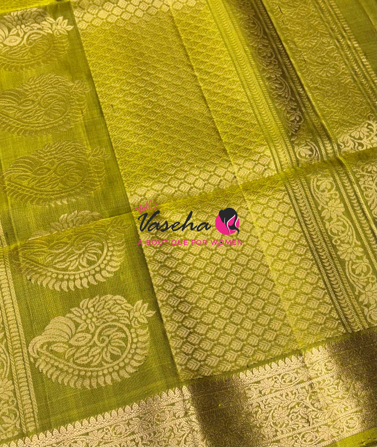 Pure Soft Silk Saree - Maroon With Green - Velum & Mayilum - Kanchi Border - VVPSS015