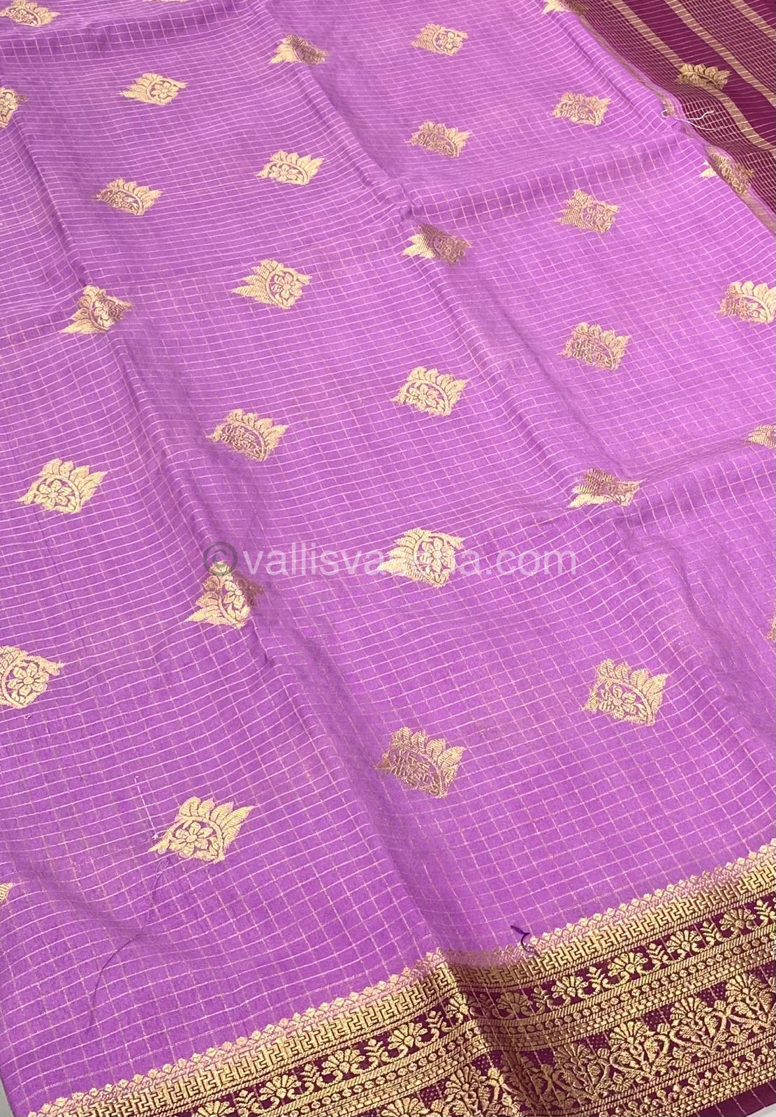 Banarasi - Premium Viscose Georgette Saree - VVPVG002