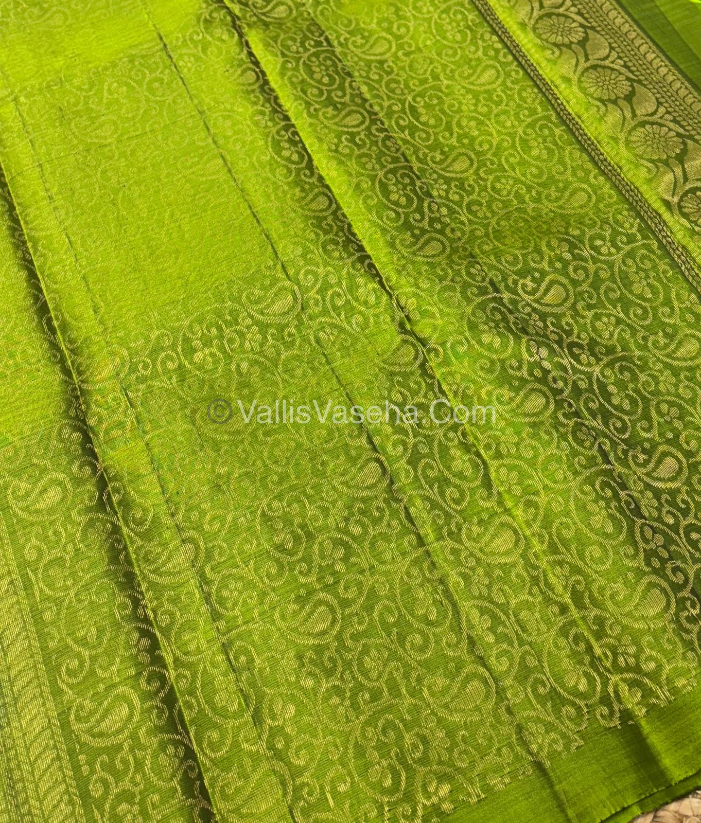 Half Mix - Pure Soft Silk Saree - VVPSS054