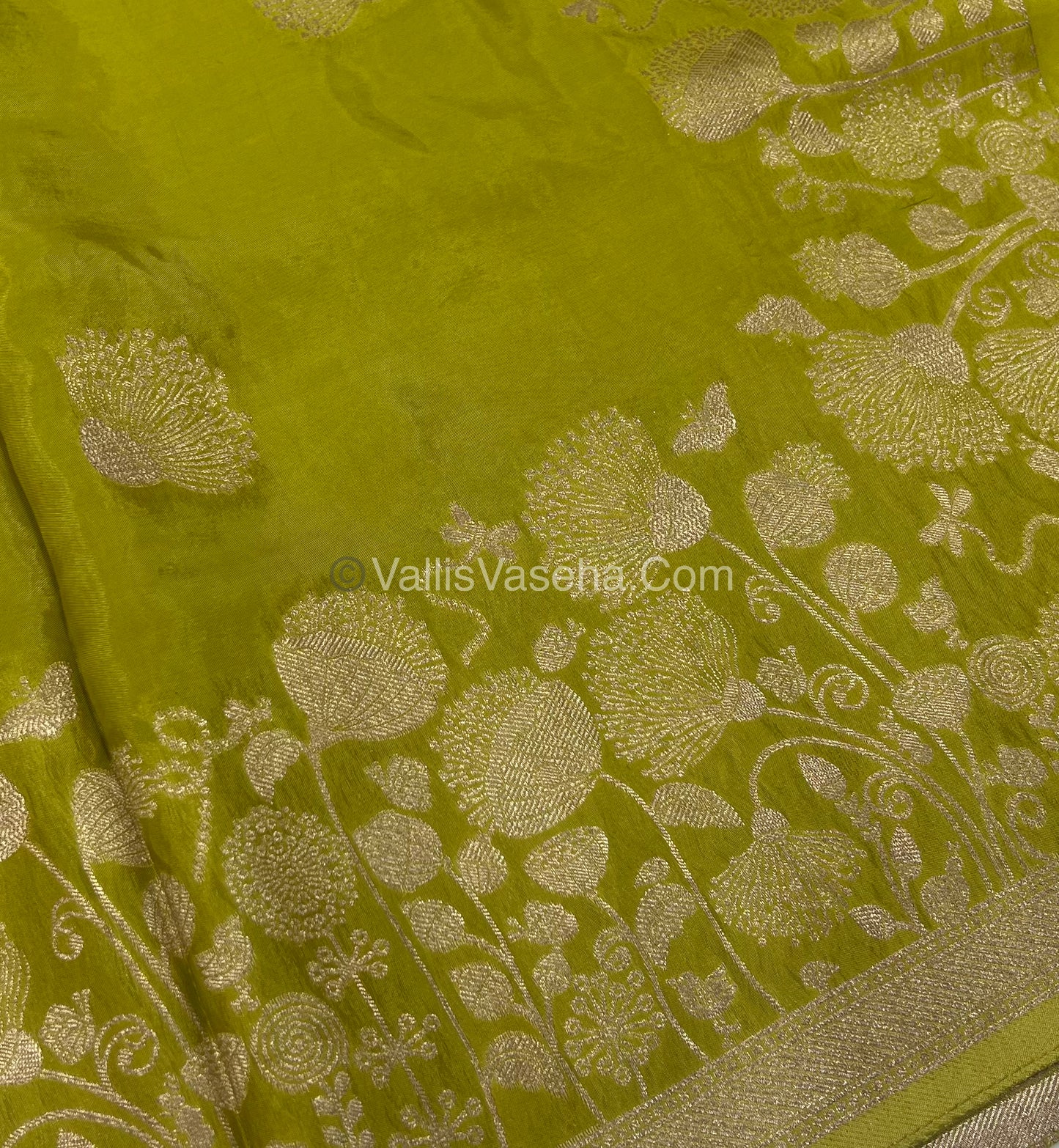 Banarasi Premium Viscose Saree - Lemon Green Shade - VVBPV001