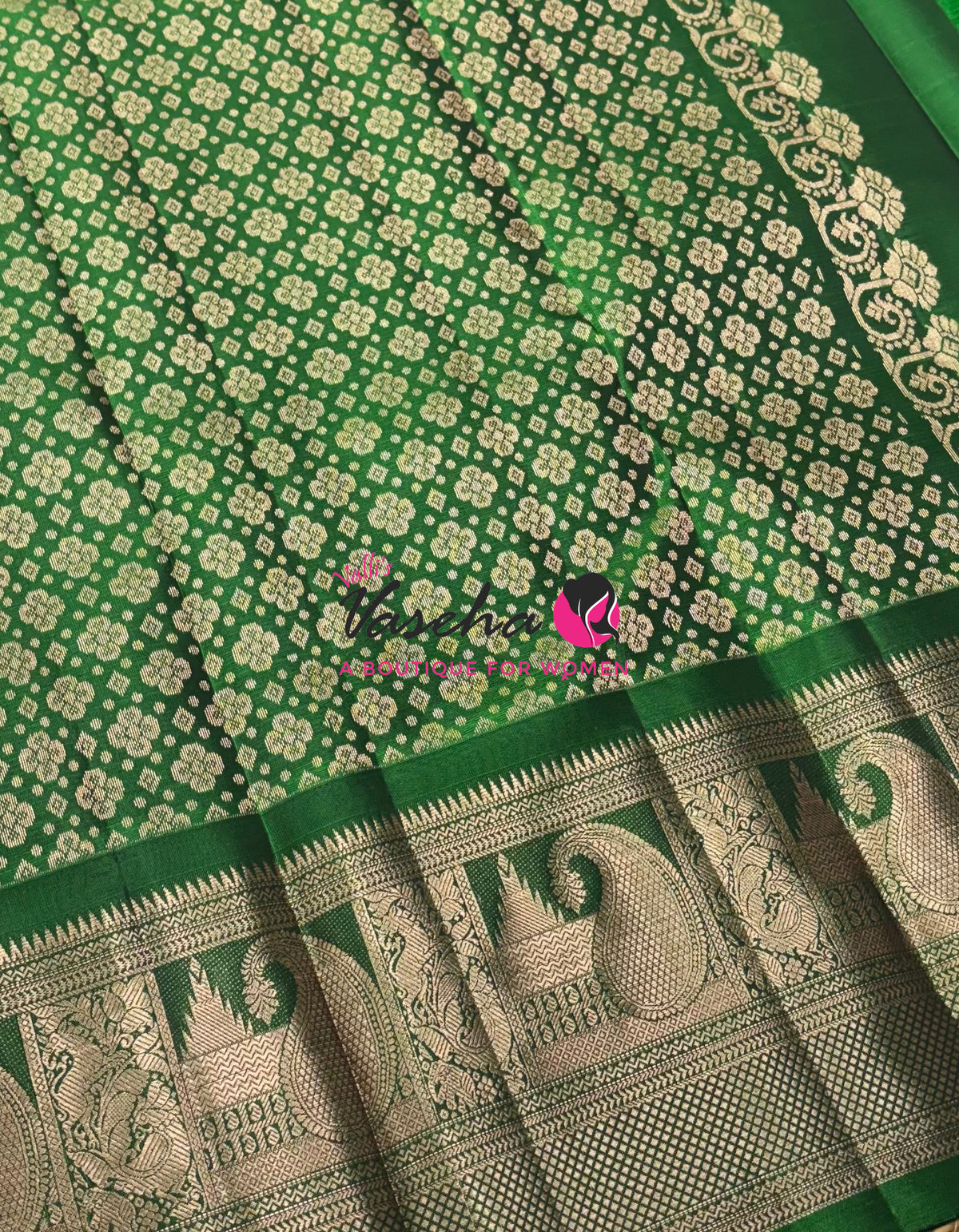 Half Mix - Pure Soft Silk Saree - VVPSS031