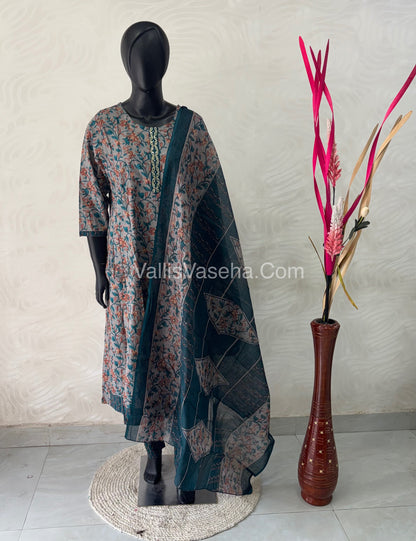 Ready Made - Anarkali - Salwar, Kameez & Duppatta(3pc)- Printed Cotton - VVAS006