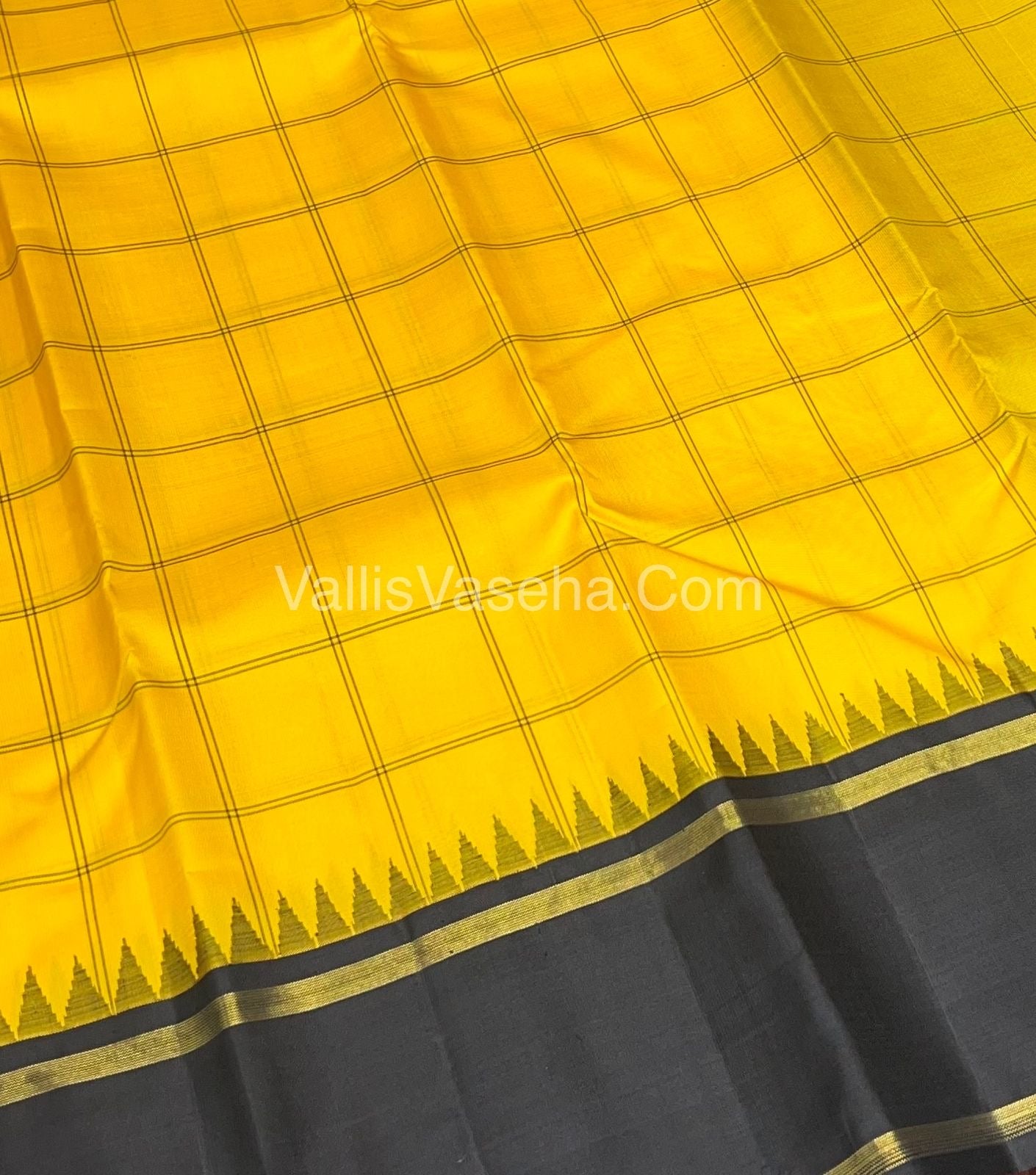 Pure Vintage Korvai Kanchipuram Silk Saree - Yellow & Black Combo - VVPS006