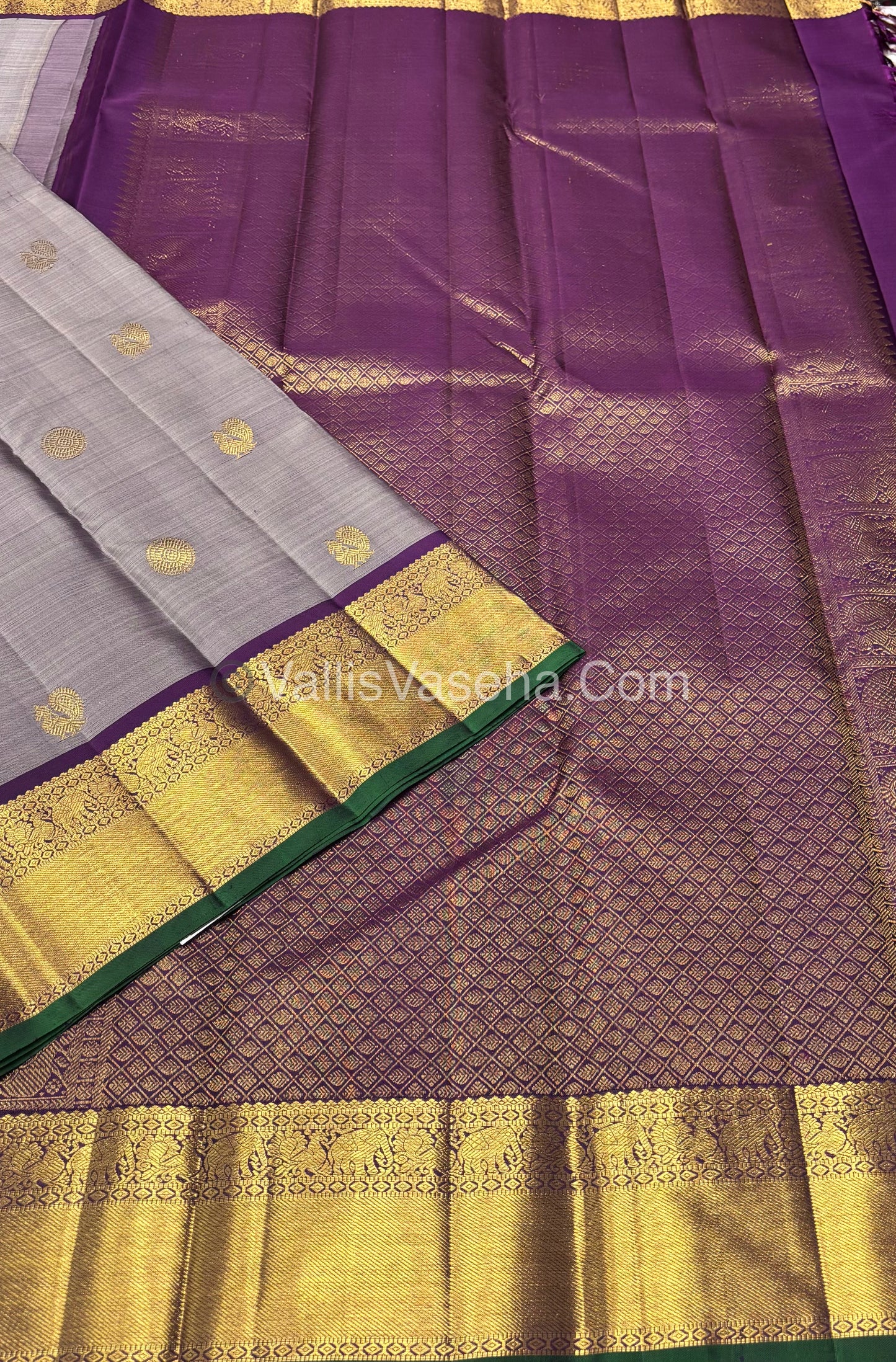 Pure Kanchipuram Silk Saree - Grey & Purple Shade  - VVPS022