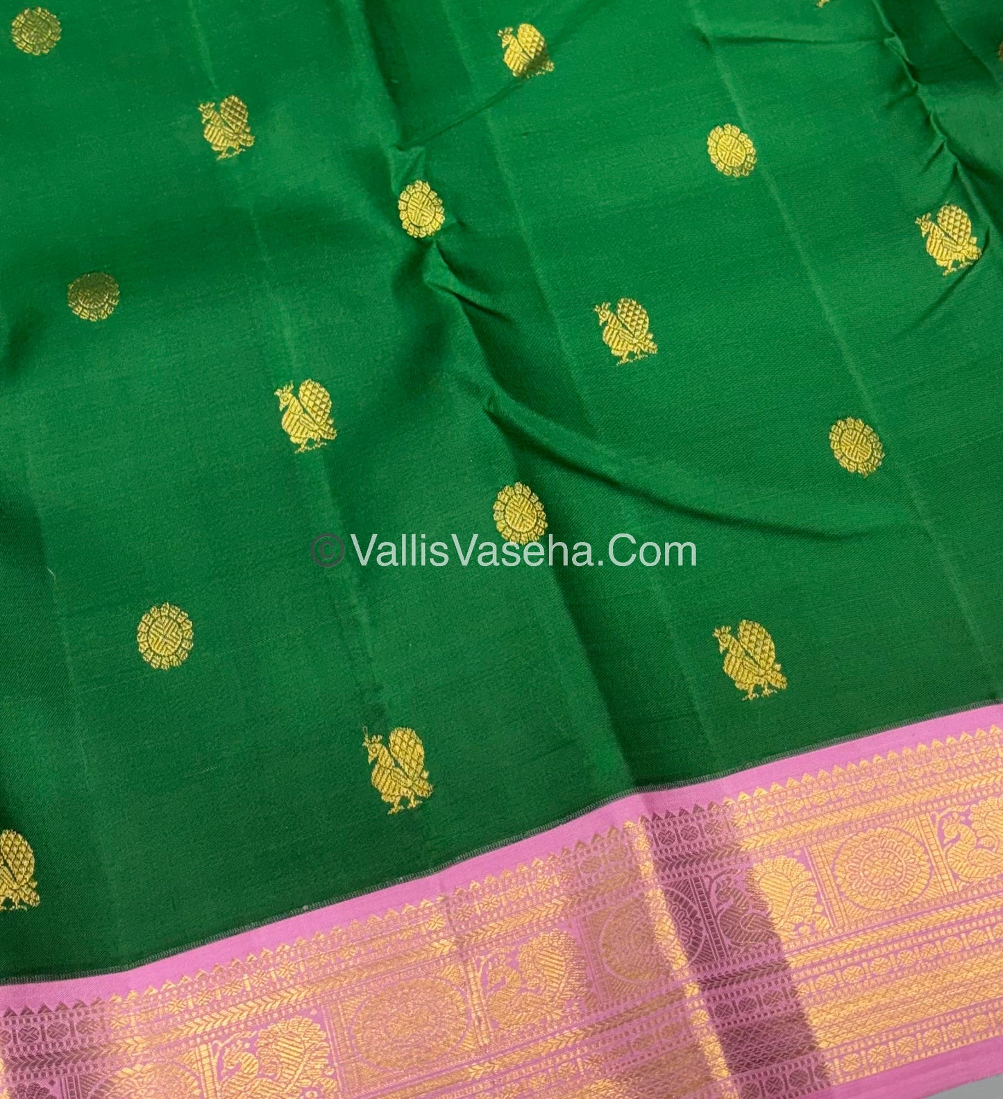 Pure Kanchipuram Silk Saree - Green With light Pink Shade  - VVPS022