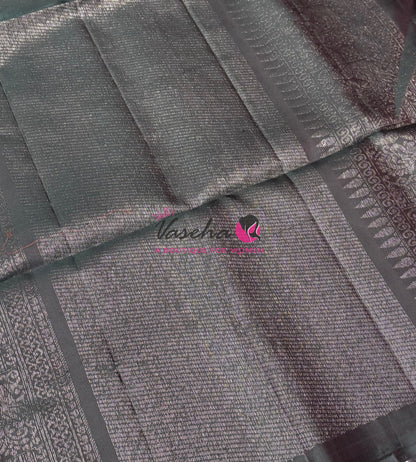Pure Soft Silk Saree - Border Less - Light Mandhulir Mixed Dark Green Shade - VVPSS079