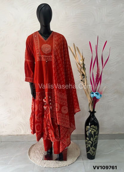 Anarkali - Ornagish Rust Shade - Salwar, Kameez & Duppatta(3pc)- Fancy Cotton - VVRAS001