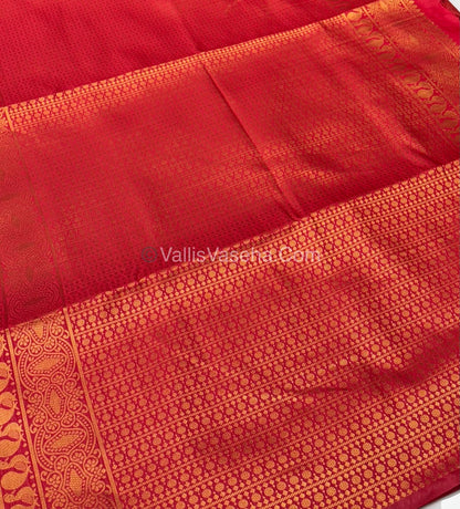 Semi Soft Silk  - Borderless - Contemporary Design - Red Shade -VVSSS012