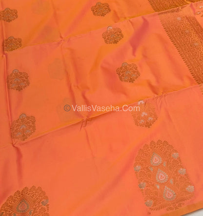 Semi Soft Silk - Border Butta  - Peach Mixed Gold Shade -VVSSS010