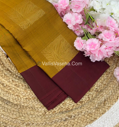 Half Mix - Pure Soft Silk Saree - VVPSS030