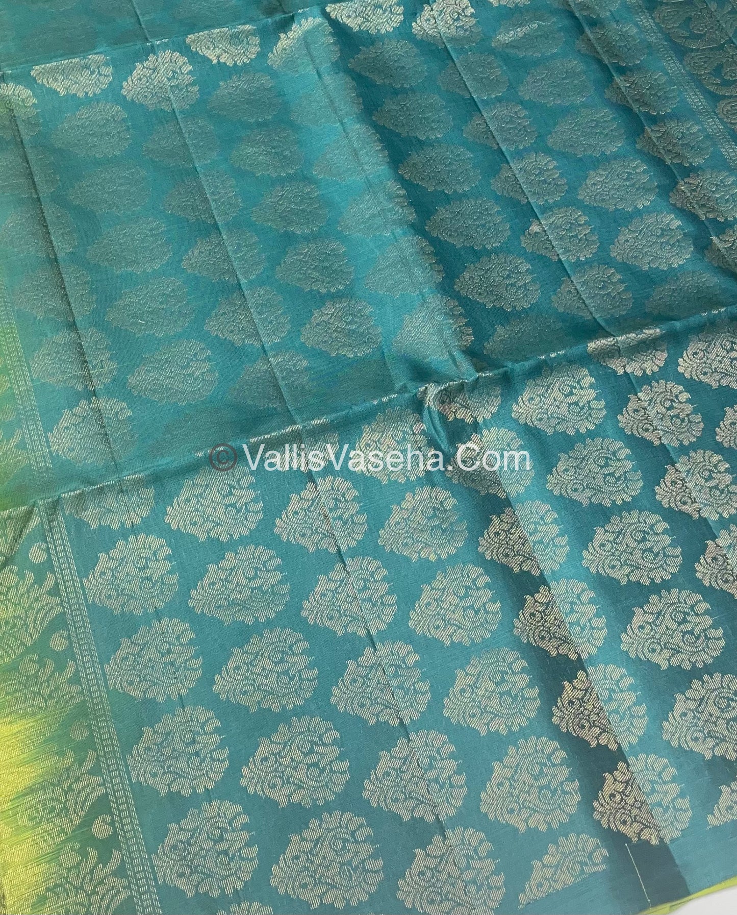 Pure Soft Silk Saree - Light weight - Border Less - VVPSS034