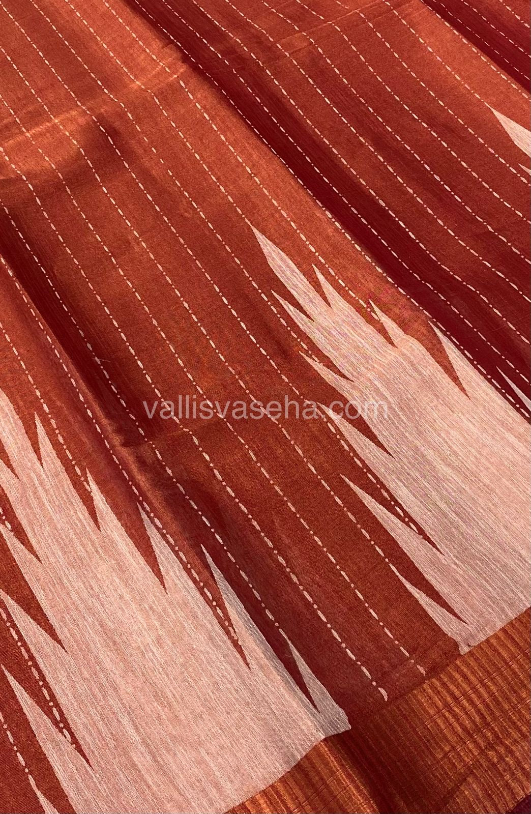 Semi Tussar Silk - Temple border - Merun Shade - VVSTS001