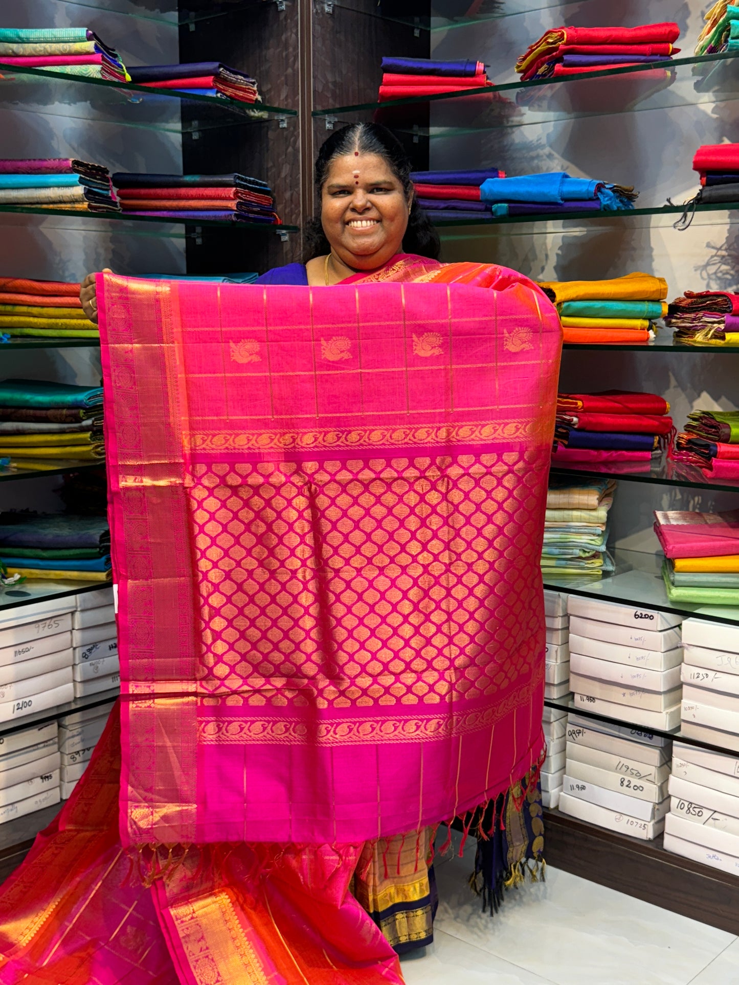 Pure Silk Cotton Saree - Mayil & Chakkaram Design - Peachish Pink - VVMC001