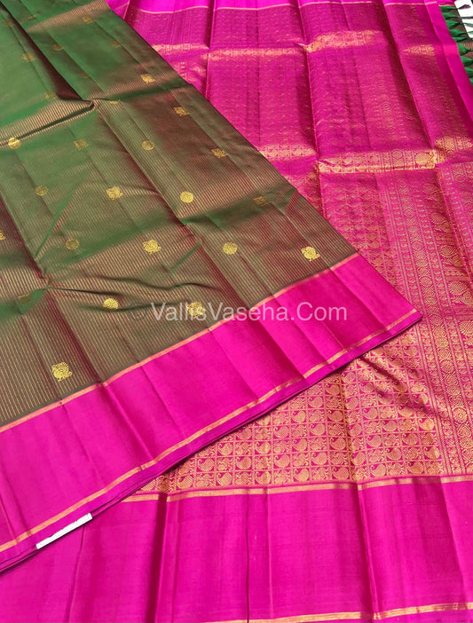 Pure Kanchipuram Silk Saree - Vaira Voosi - Manthulir Green with Pink Combo - VVPS011