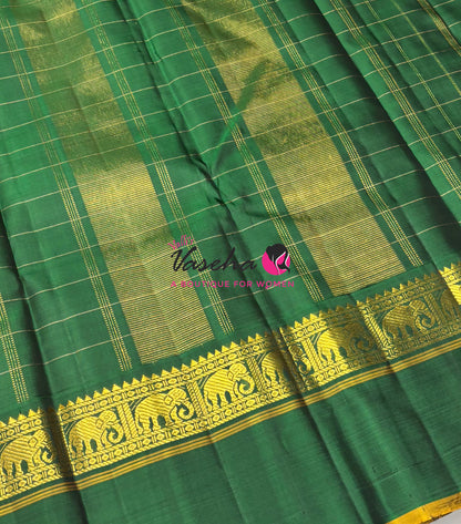 Pure Vintage Korvai Kanchipuram Silk Saree - Red & Green Combo - VVPS046