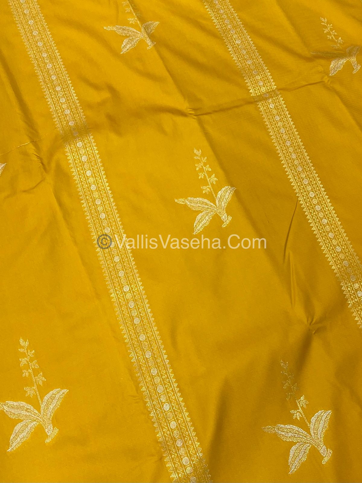 Semi Soft Silk - Border less - Yellow Shade -VVSSS034