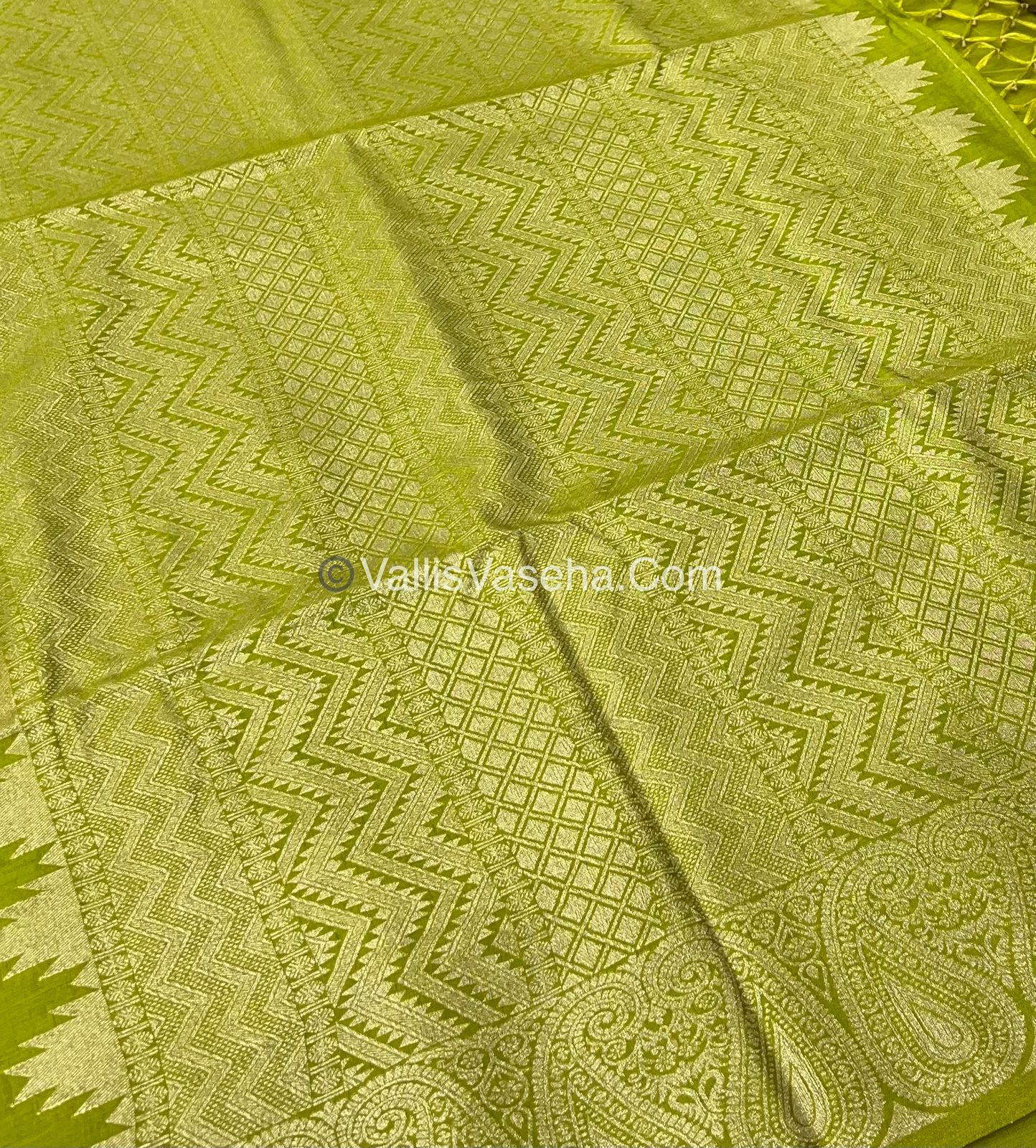 Banarasi - Heritage Silk - Semi Kathan Silk - Mehndi Green Shade - VVBHS005