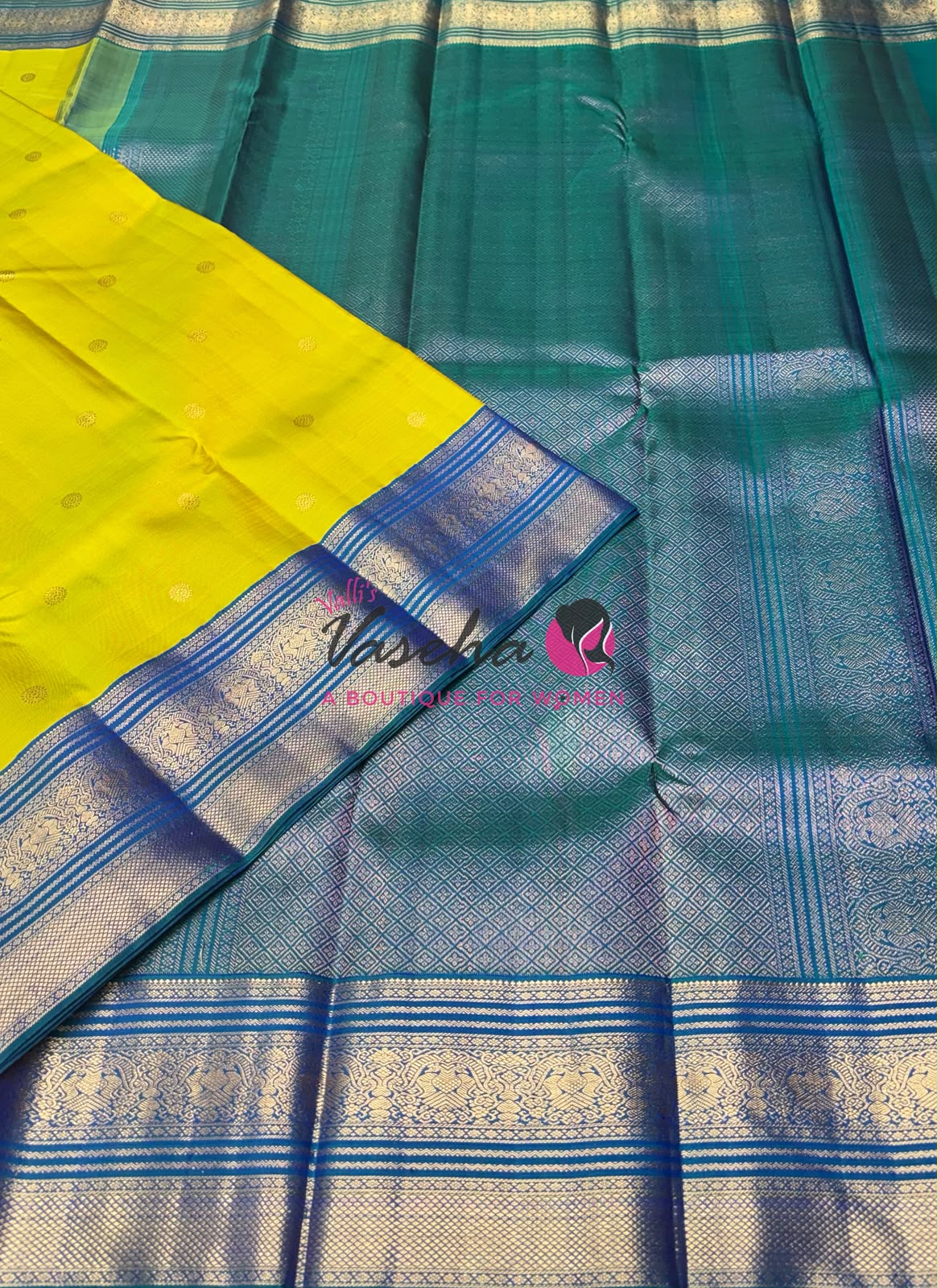Pure Vintage Korvai Kanchipuram Silk Saree - Lemon Yellowish Green & Peacock Blue Combo - VVPS048
