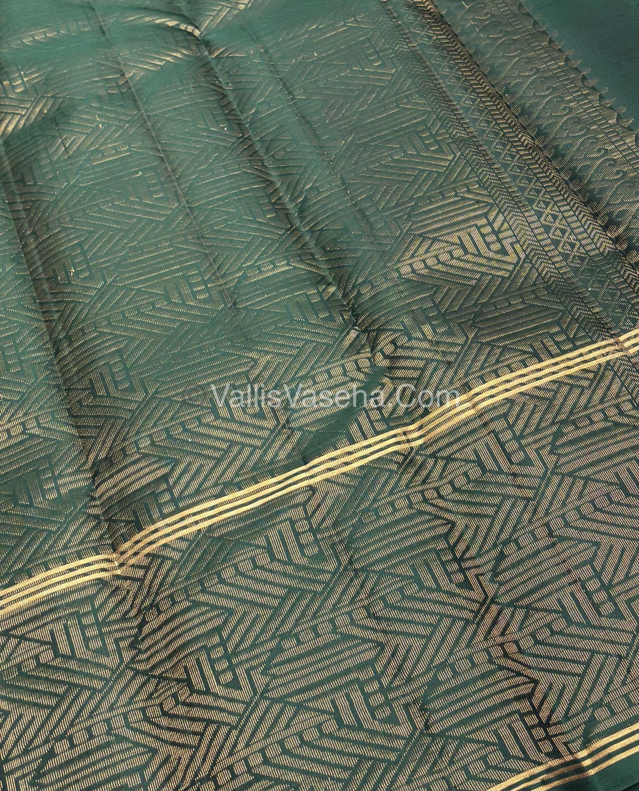 Half Mix - Pure Soft Silk Saree - Long Retta Petta Border with Butta - VVPSS050